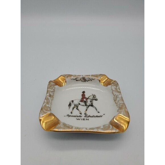 HB Wien Handarbeit Qualitals Porzellan Hassenpflug Ashtray Spanische Hofreitschu - Picture 2 of 12